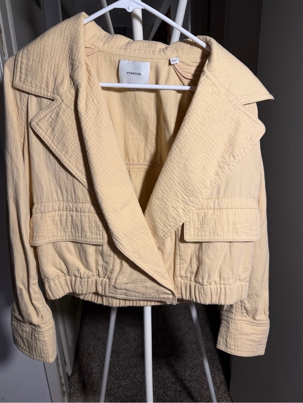 Vince Light Cream Cropped Blazer Jacket